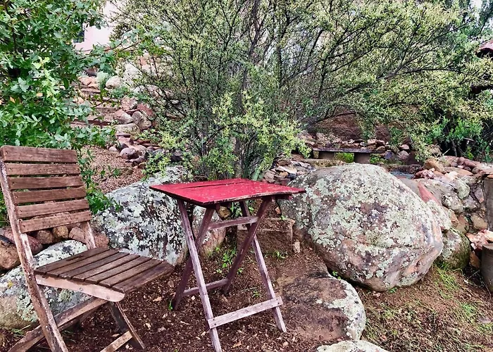 Prickly Pear Unique With Bathroom Built Into The Granite Boulders, Amazing Views, Front & Back Porches, Firepit,dog Friendly *