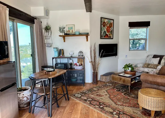 Prickly Pear Unique With Bathroom Built Into The Granite Boulders, Amazing Views, Front & Back Porches, Firepit,dog Friendly * Prescott
